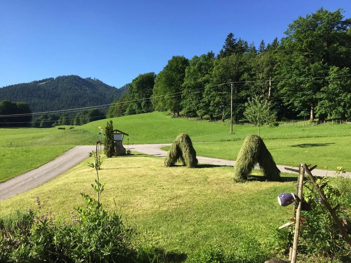 Farm stay Ferienwohnung Roislerlehen Bischofswiesen